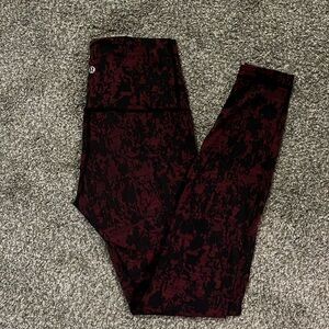 Lululemon wunder under leggings.